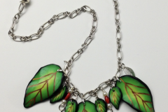 multi-leaf-necklace