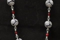 black-white-swirl-necklace