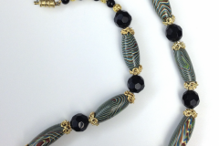 green-stripes-necklace